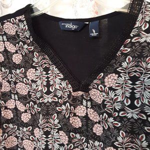 EUC Indigo Floral Mixed Media Top Sz S